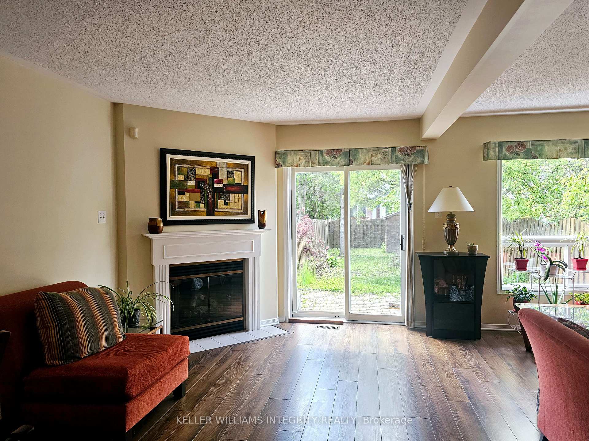 Photo 9 of 36 Thornbury Crescent, Ottawa, Centrepointe — HOMEH