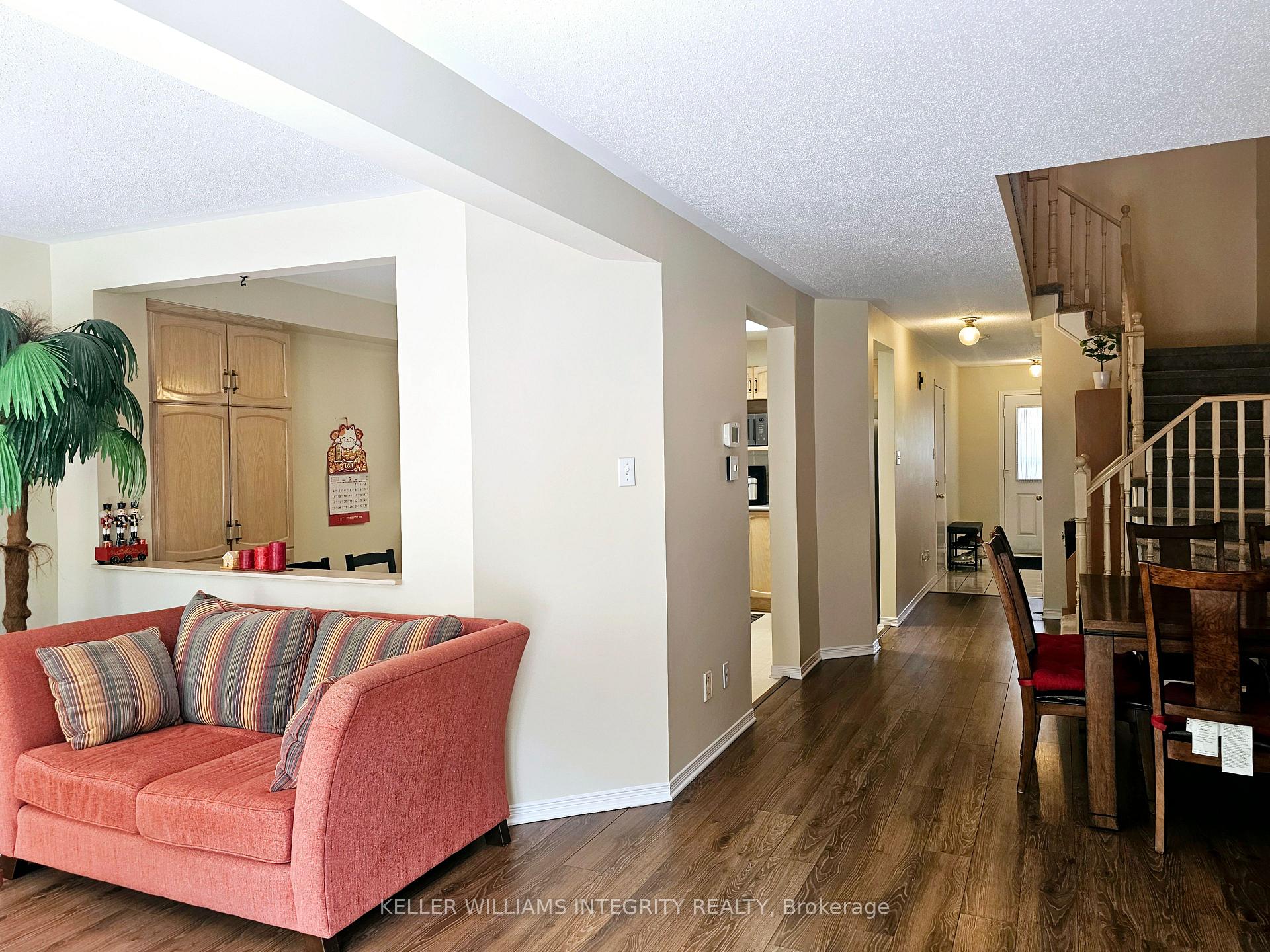 Photo 13 of 36 Thornbury Crescent, Ottawa, Centrepointe — HOMEH