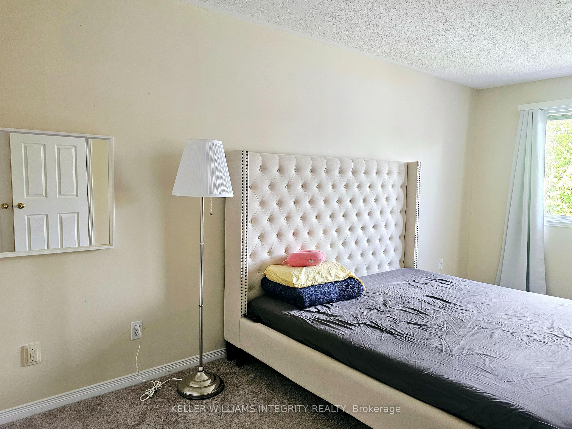 Photo 23 of 36 Thornbury Crescent, Ottawa, Centrepointe — HOMEH