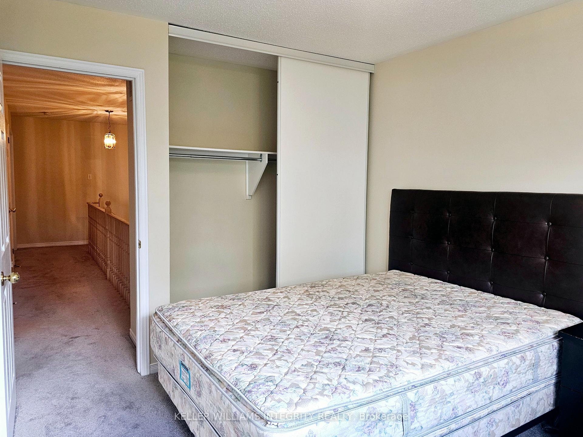 Photo 31 of 36 Thornbury Crescent, Ottawa, Centrepointe — HOMEH