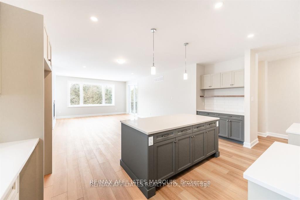 Photo 9 of 103 Rabb Street, Smiths Falls — HOMEH