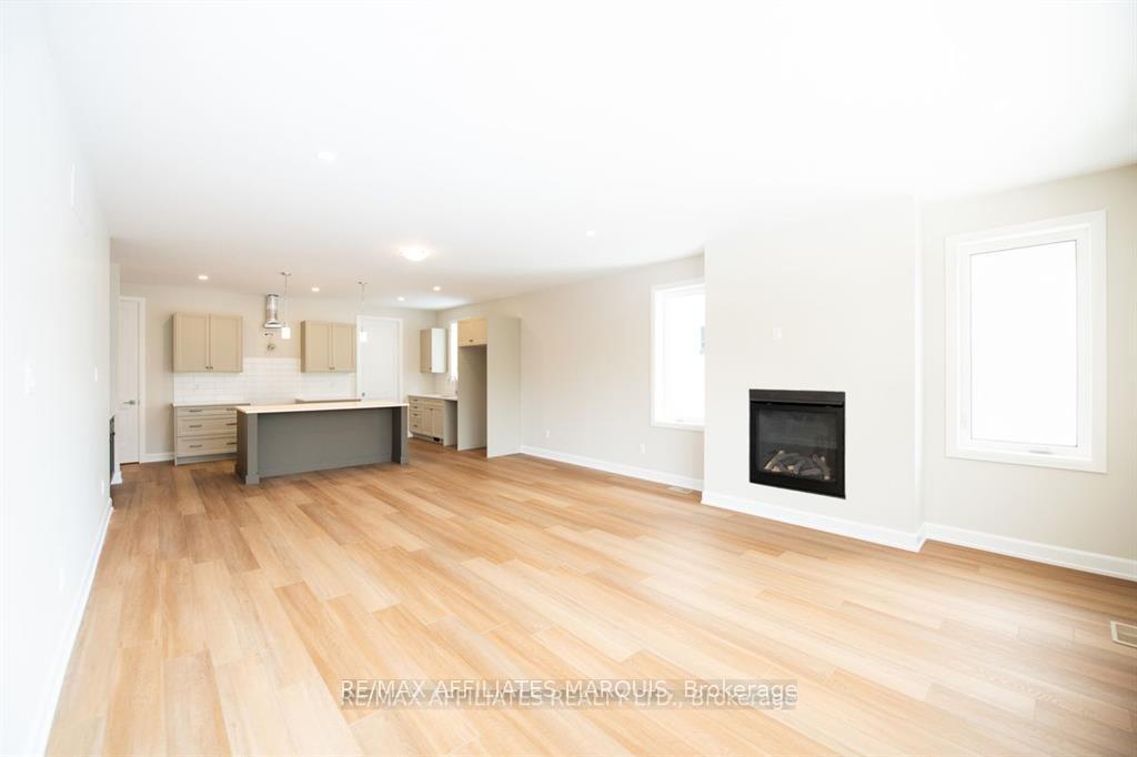 Photo 15 of 103 Rabb Street, Smiths Falls — HOMEH