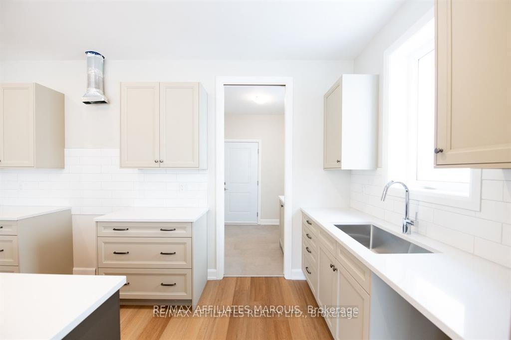Photo 17 of 103 Rabb Street, Smiths Falls — HOMEH