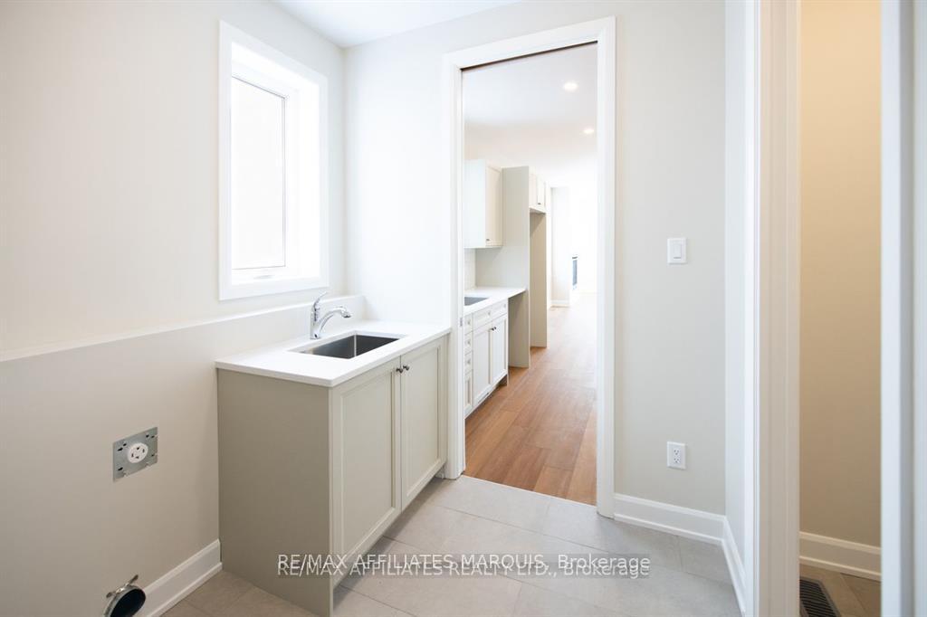Photo 19 of 103 Rabb Street, Smiths Falls — HOMEH