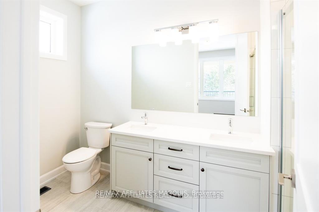 Photo 23 of 103 Rabb Street, Smiths Falls — HOMEH