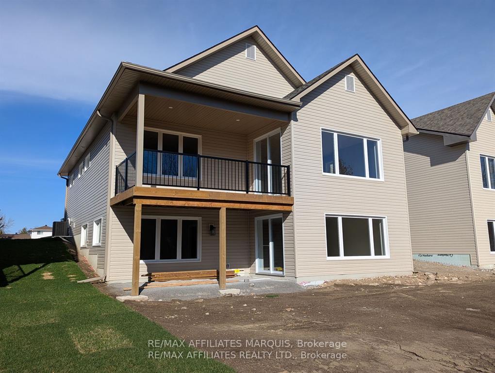 Photo 48 of 103 Rabb Street, Smiths Falls — HOMEH