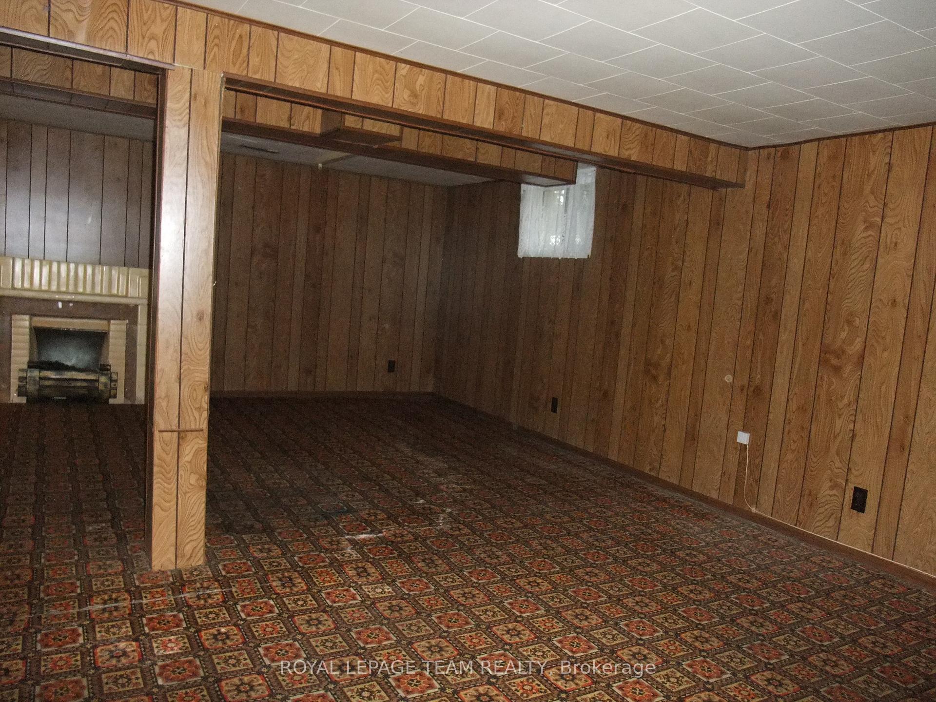 Photo 24 of 737 Eighth Street, Renfrew — HOMEH