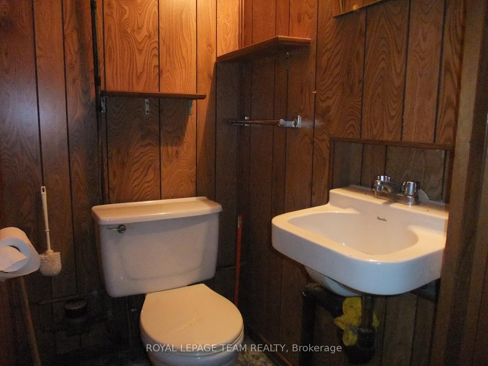 Photo 27 of 737 Eighth Street, Renfrew — HOMEH