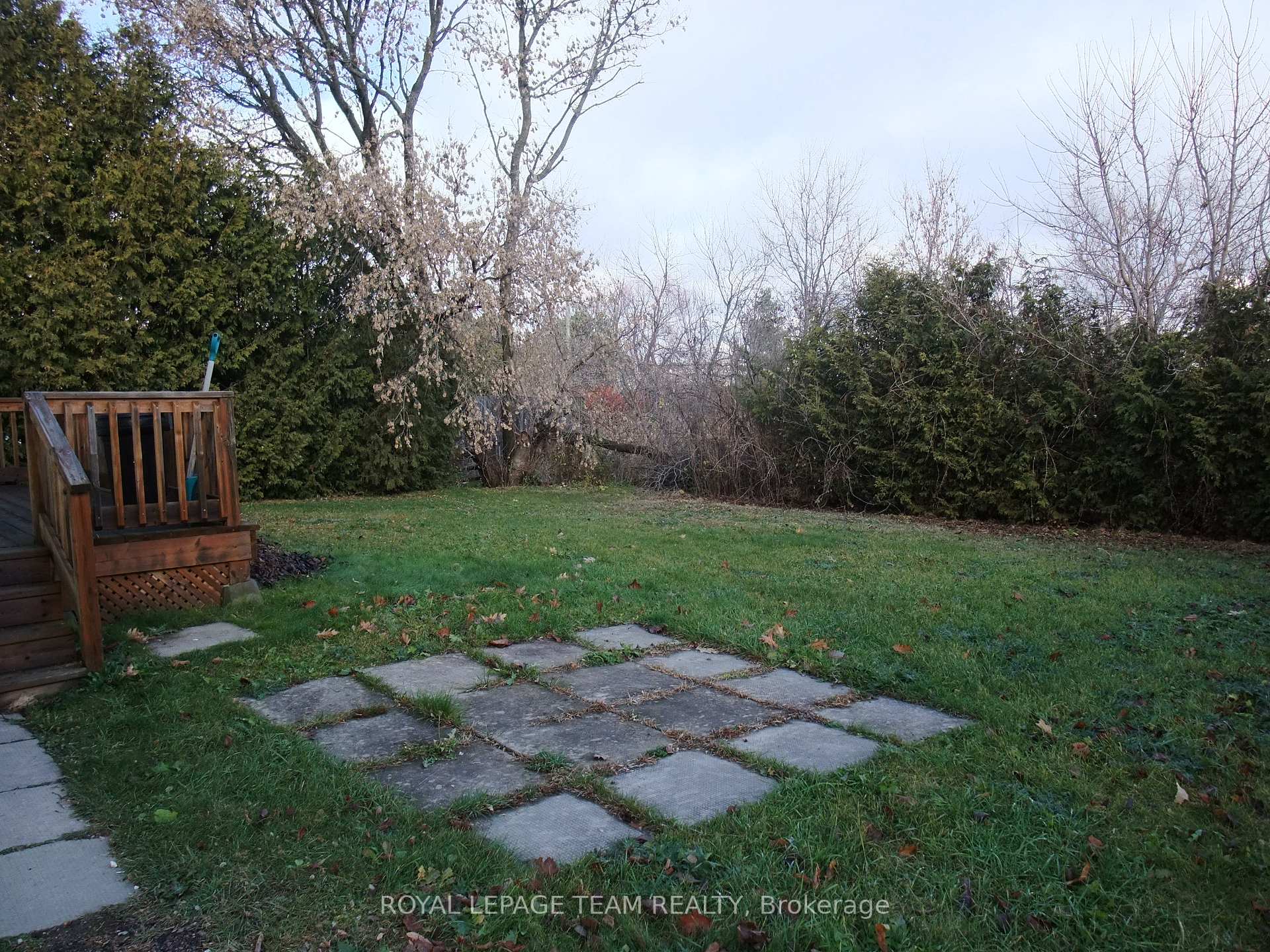 Photo 31 of 737 Eighth Street, Renfrew — HOMEH