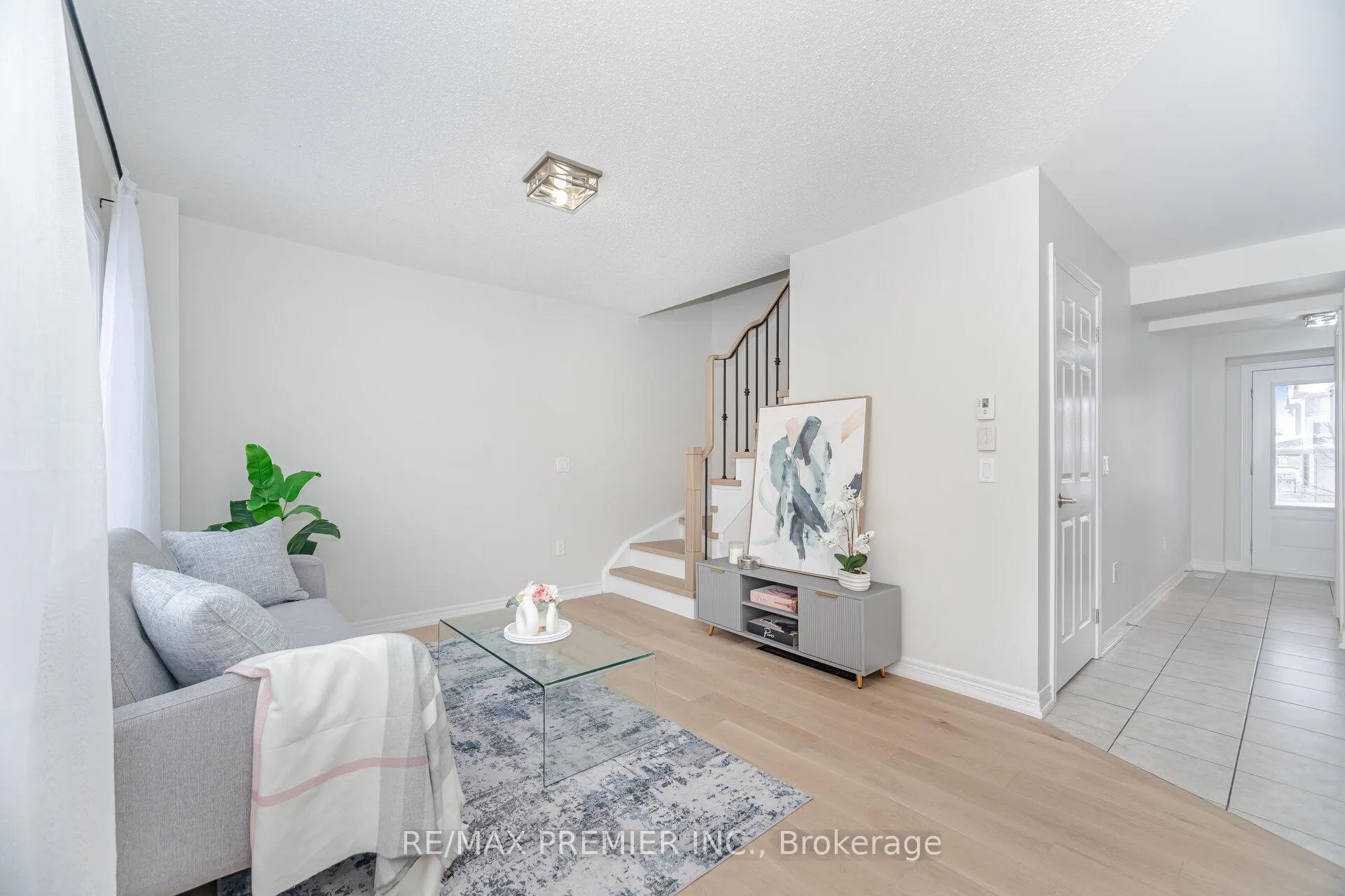 Photo 11 of 804 Cook Crescent, Shelburne — HOMEH