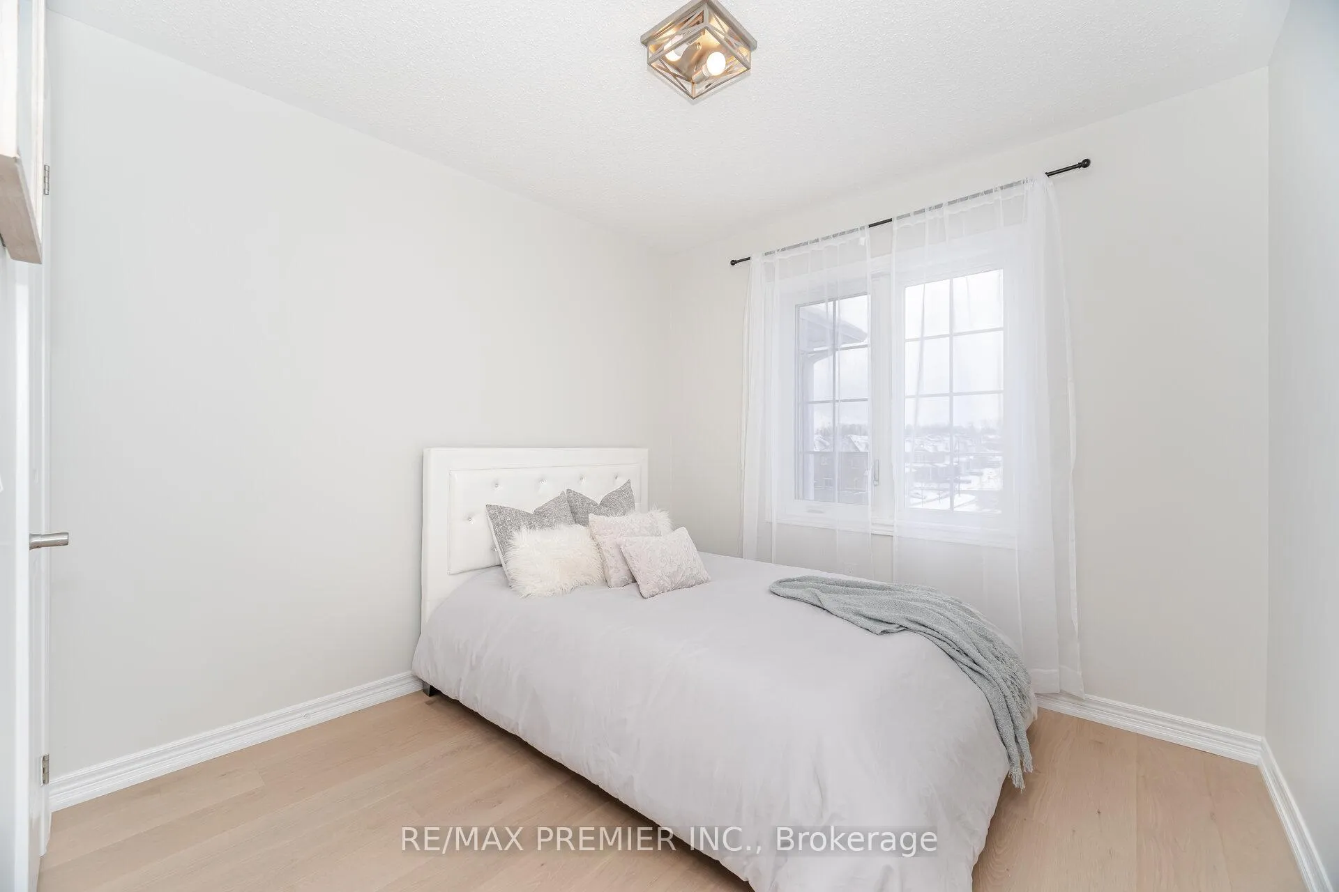 Photo 20 of 804 Cook Crescent, Shelburne — HOMEH