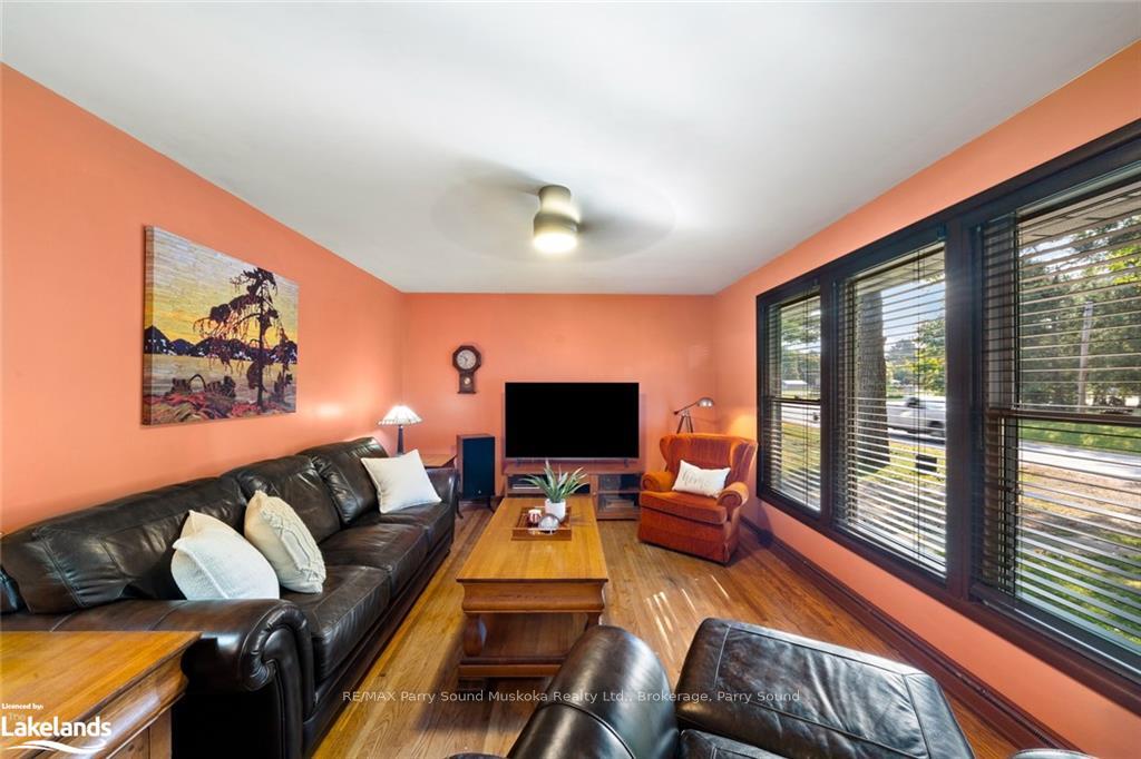 Photo 15 of 26 632, Seguin — HOMEH