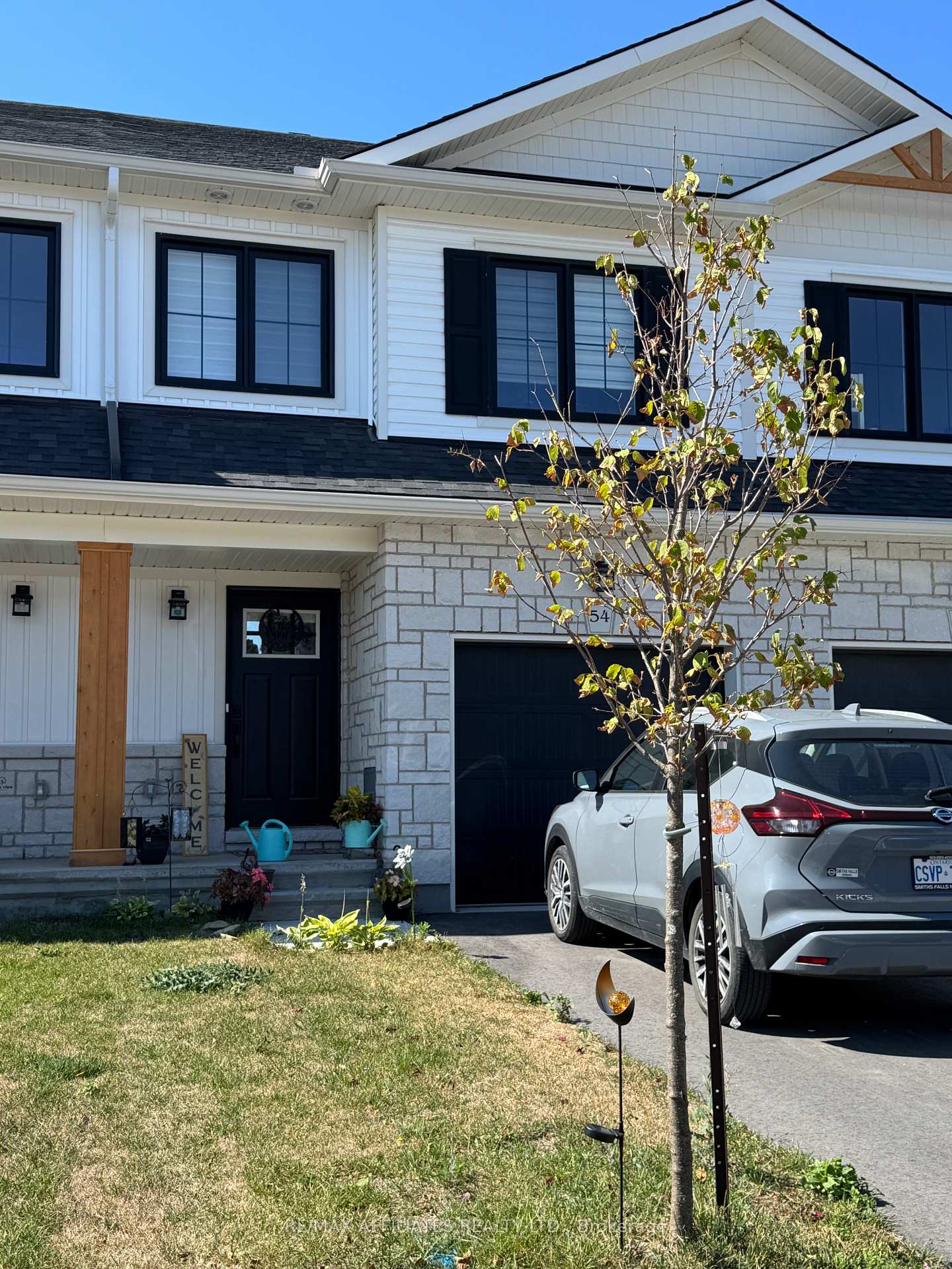 Photo 1 of 54 Staples Boulevard, Smiths Falls — HOMEH