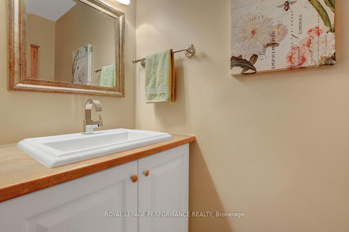 Photo 9 of 5 Veronica Place, Ottawa, Sheahan Estates/Trend Village — HOMEH