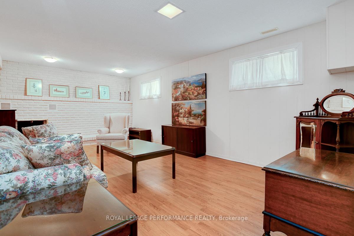 Photo 13 of 5 Veronica Place, Ottawa, Sheahan Estates/Trend Village — HOMEH