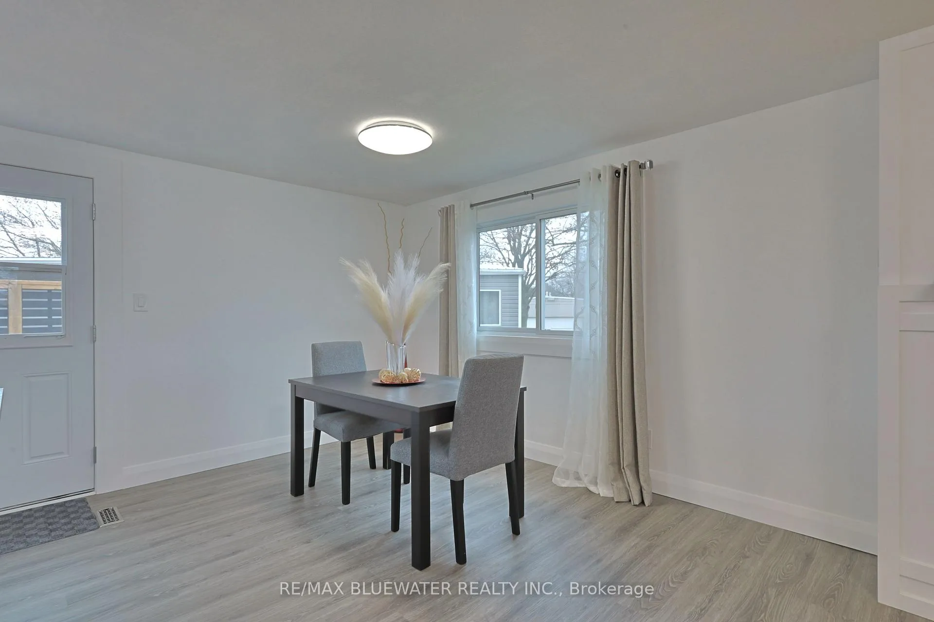 Photo 15 of 46 St Andrews Place, South Huron, Stephen — HOMEH