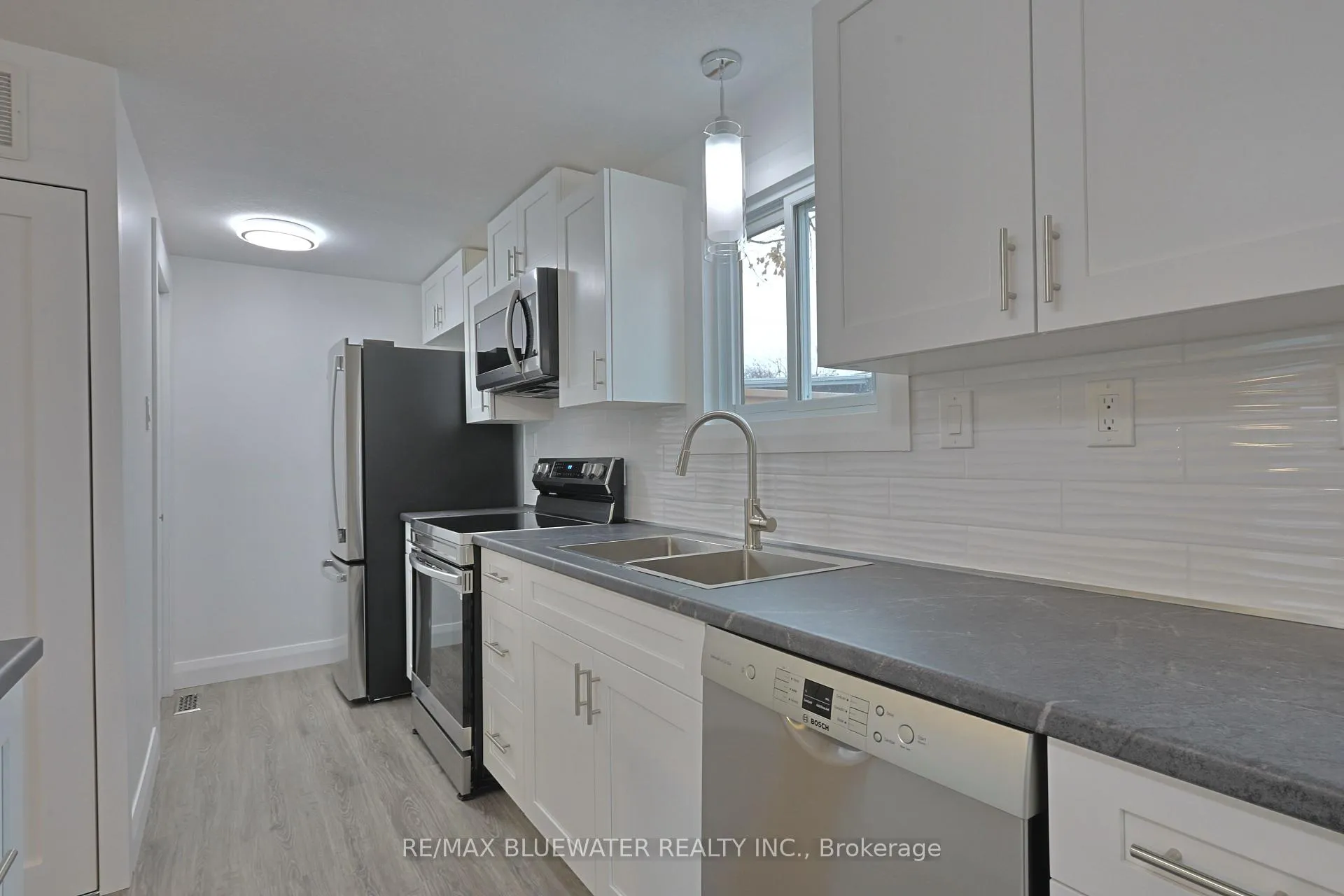 Photo 21 of 46 St Andrews Place, South Huron, Stephen — HOMEH