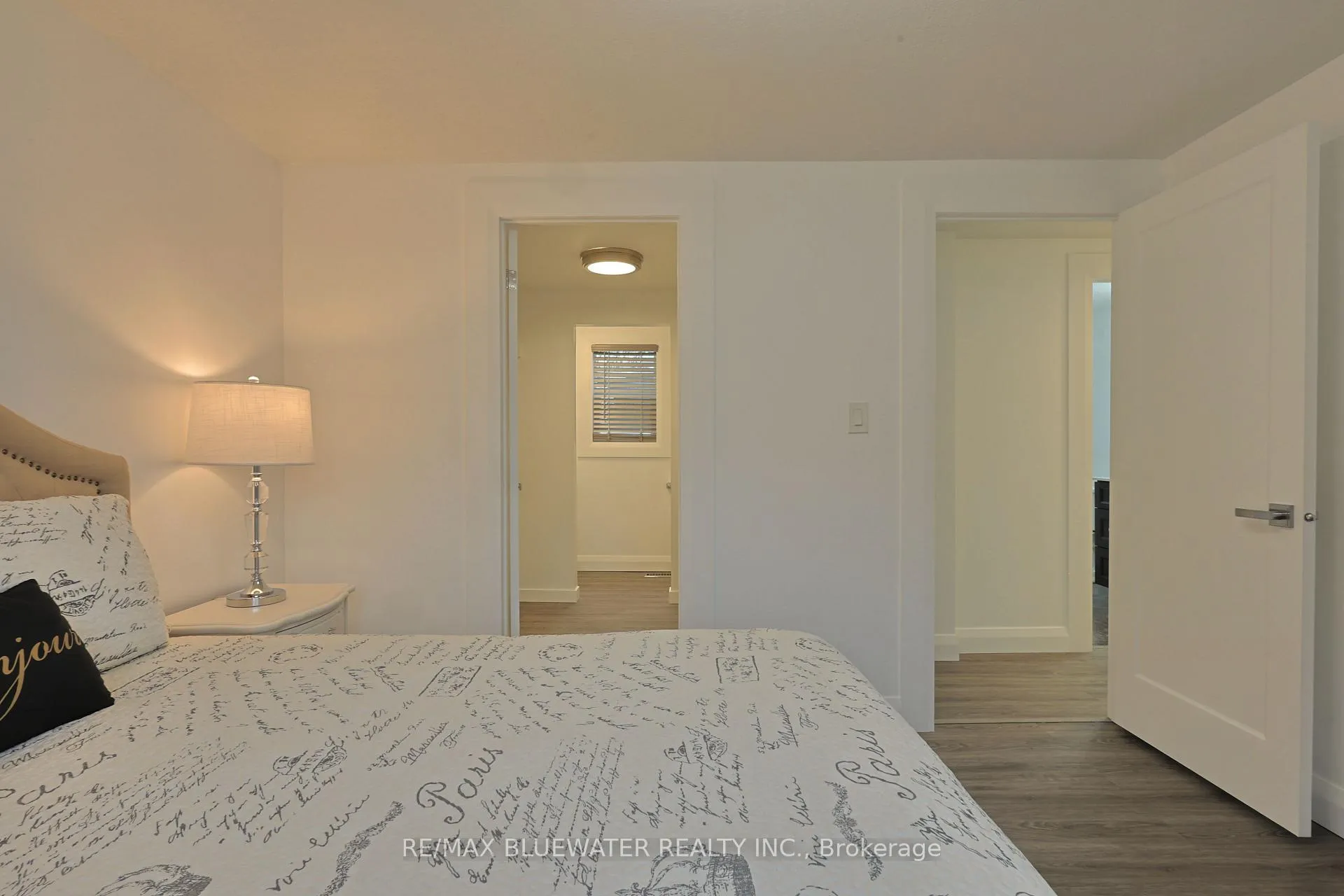 Photo 24 of 46 St Andrews Place, South Huron, Stephen — HOMEH