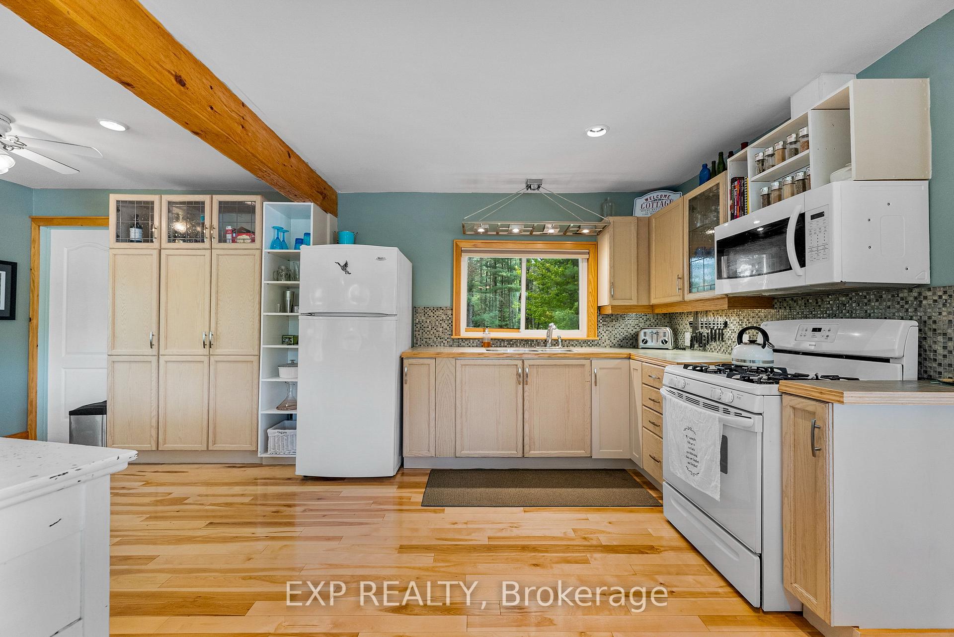 Photo 14 of 1601A Major Lake Road, South Algonquin — HOMEH