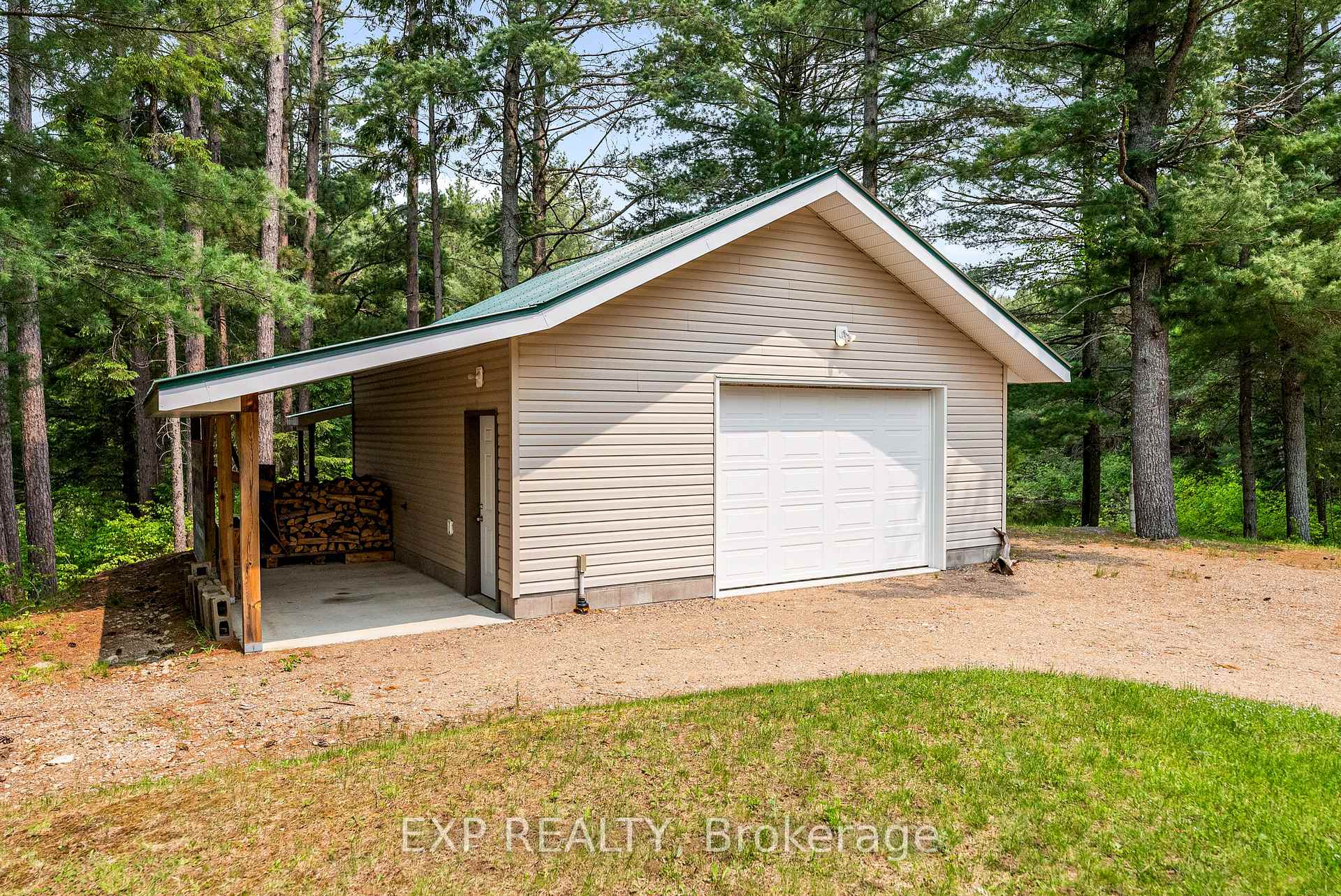 Photo 25 of 1601A Major Lake Road, South Algonquin — HOMEH