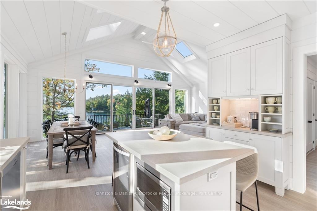 Photo 13 of 27 Playfair Island, Seguin — HOMEH