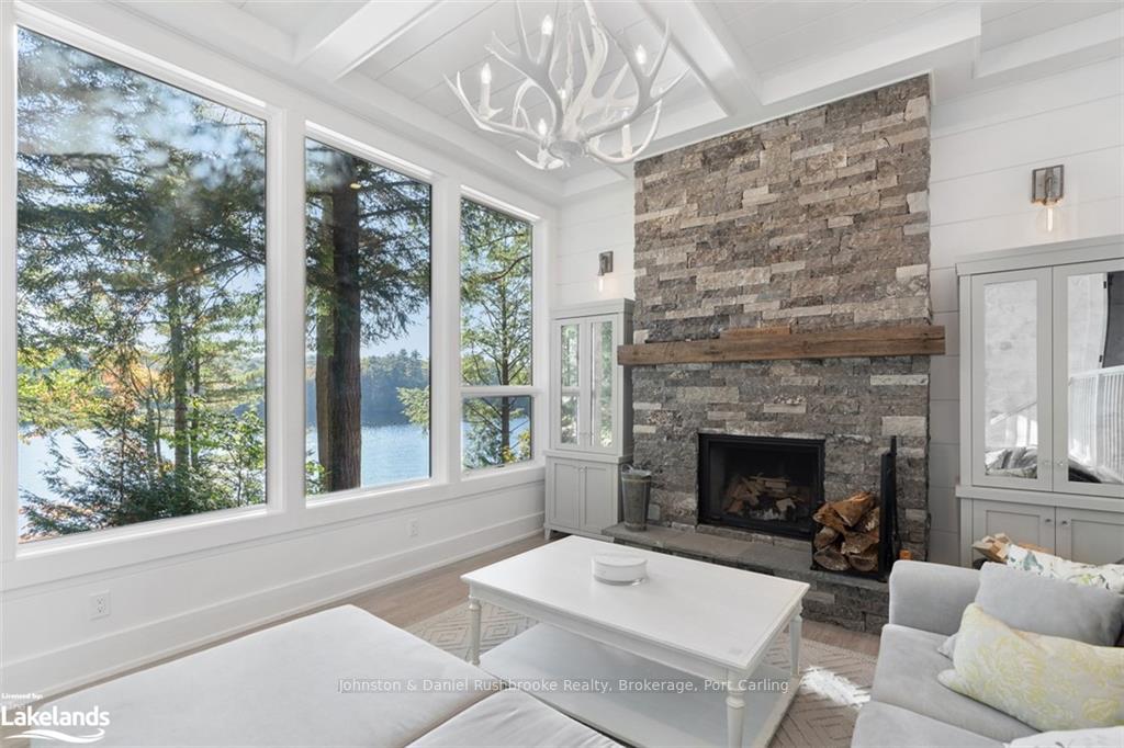 Photo 15 of 27 Playfair Island, Seguin — HOMEH