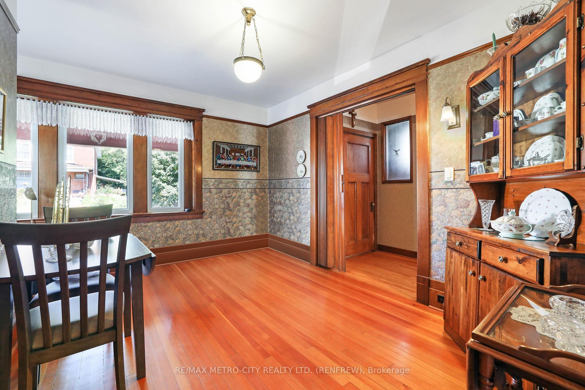 Photo 9 of 258 Plaunt Street S, Renfrew — HOMEH