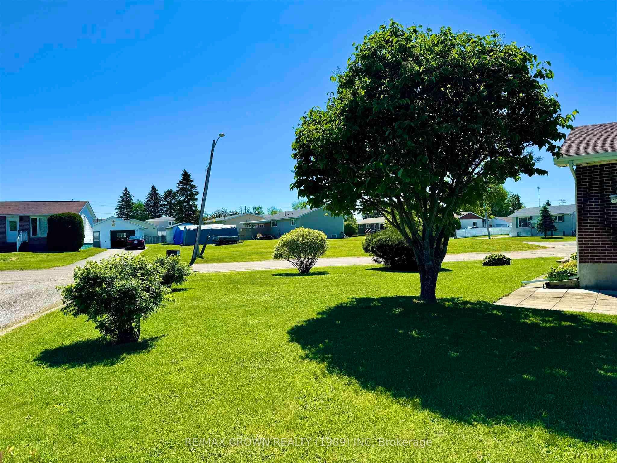 Photo 10 of 71 Pine Avenue, Smooth Rock Falls, SRF — HOMEH