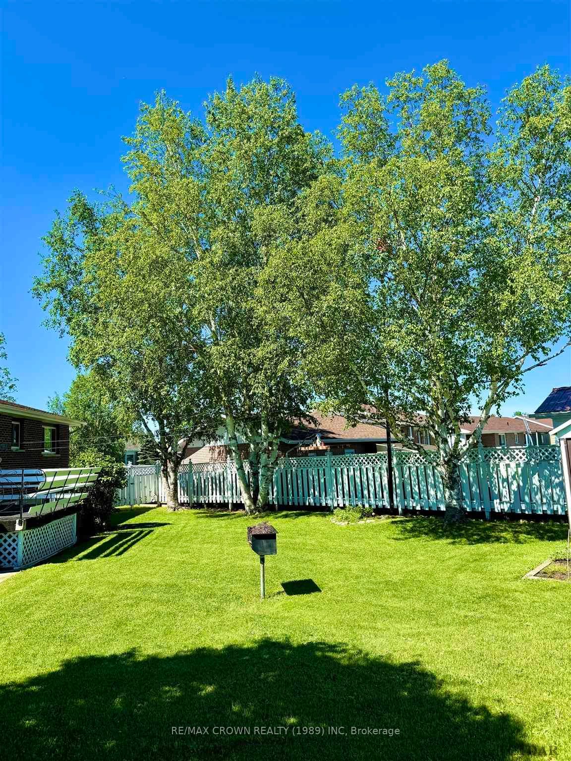Photo 12 of 71 Pine Avenue, Smooth Rock Falls, SRF — HOMEH