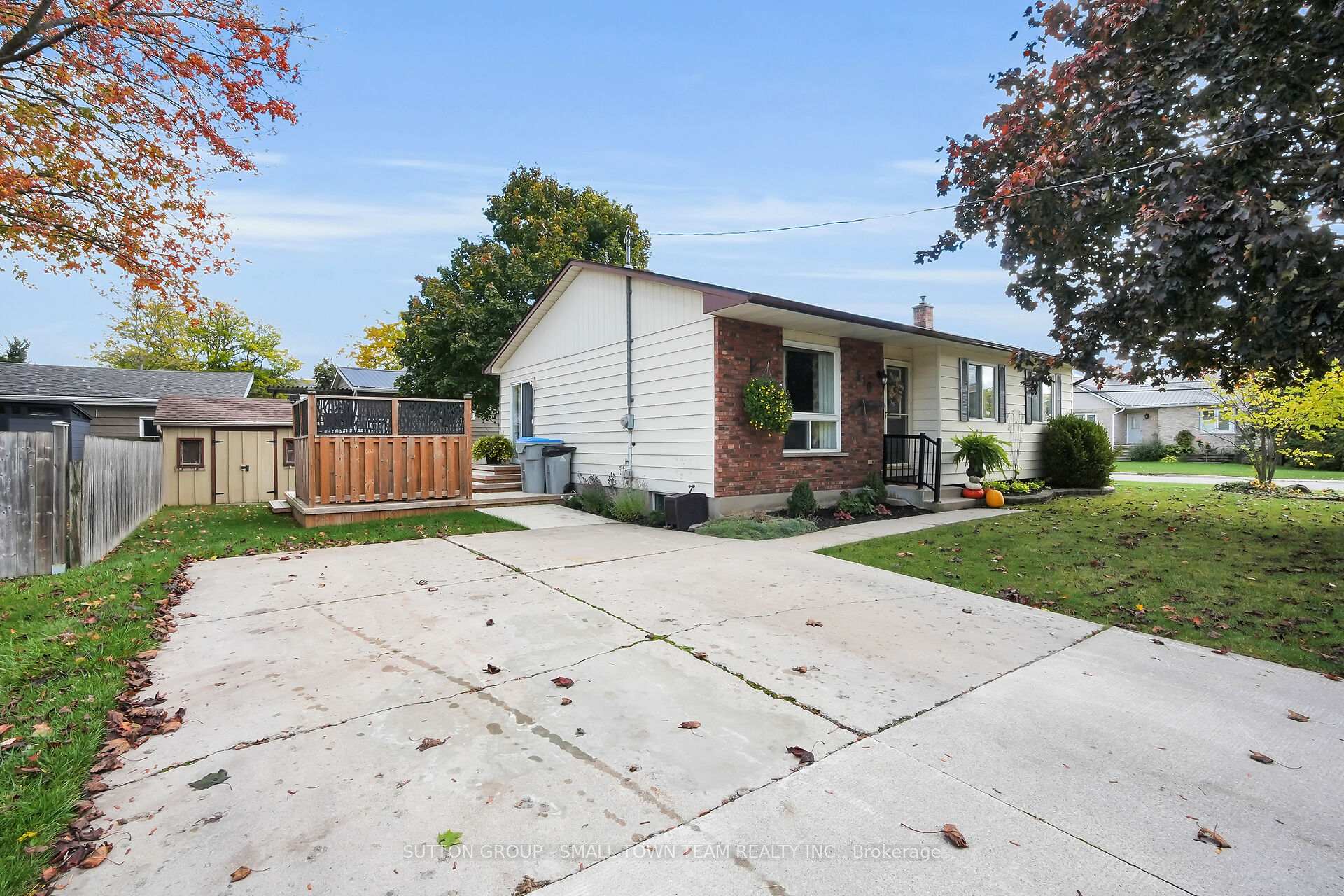 Photo 3 of 510 Albert Street, South Huron, Exeter — HOMEH