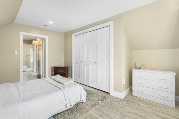 Photo 24 of 24 Munroe Avenue E, Renfrew — HOMEH
