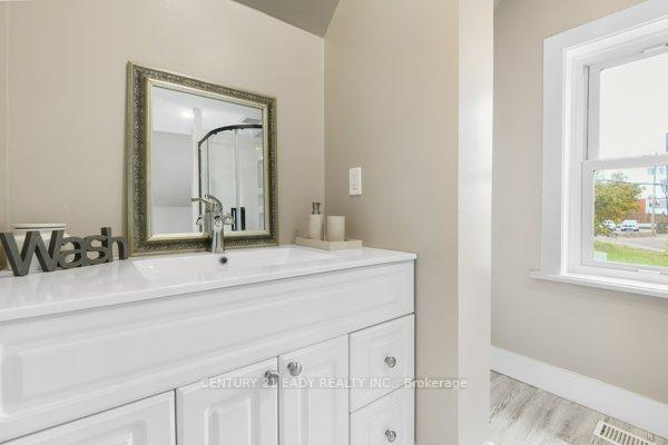Photo 27 of 24 Munroe Avenue E, Renfrew — HOMEH
