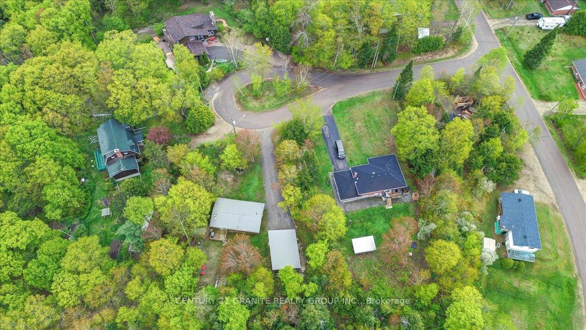 Photo 32 of 27 Birch Crescent, South Algonquin — HOMEH