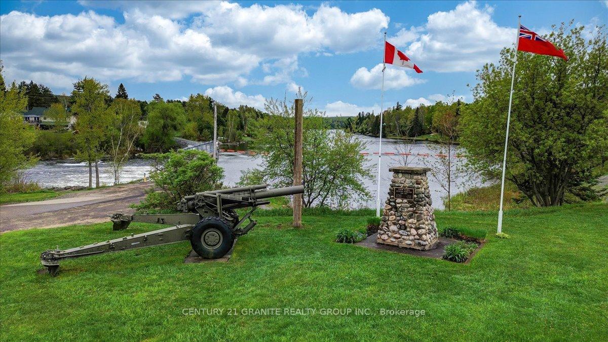 Photo 40 of 27 Birch Crescent, South Algonquin — HOMEH