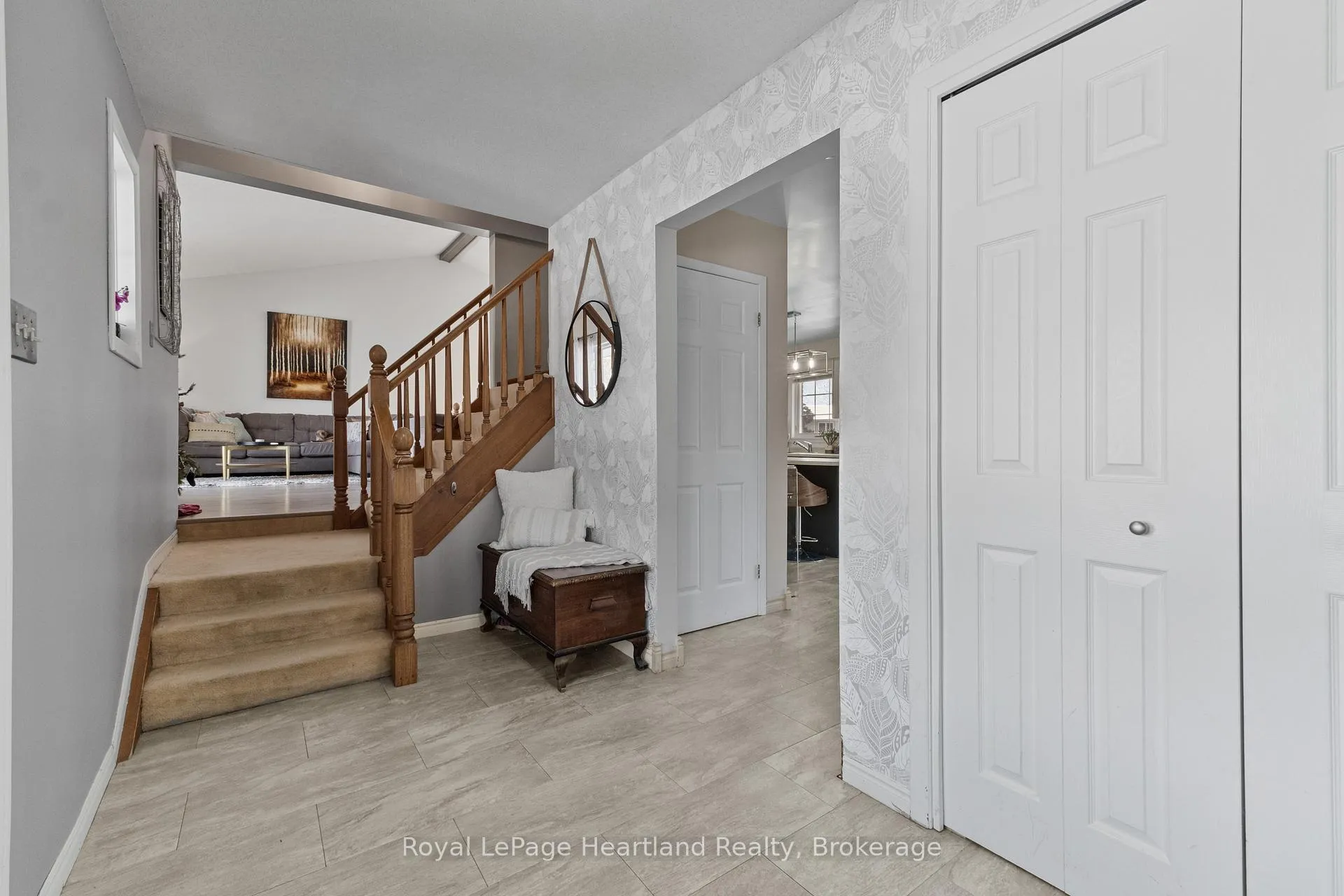Photo 3 of 257 Eastern Avenue, South Huron, Exeter — HOMEH
