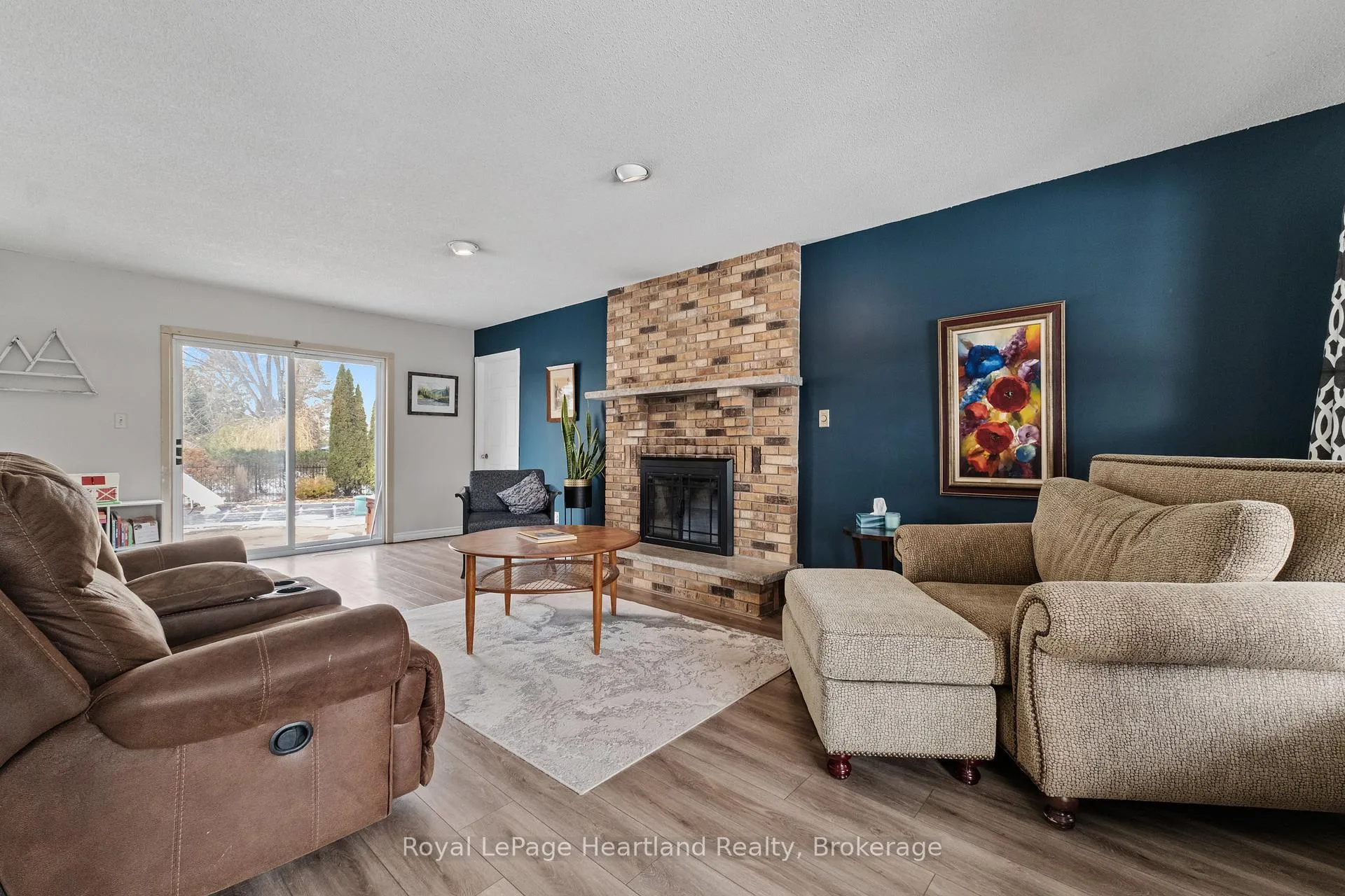 Photo 4 of 257 Eastern Avenue, South Huron, Exeter — HOMEH