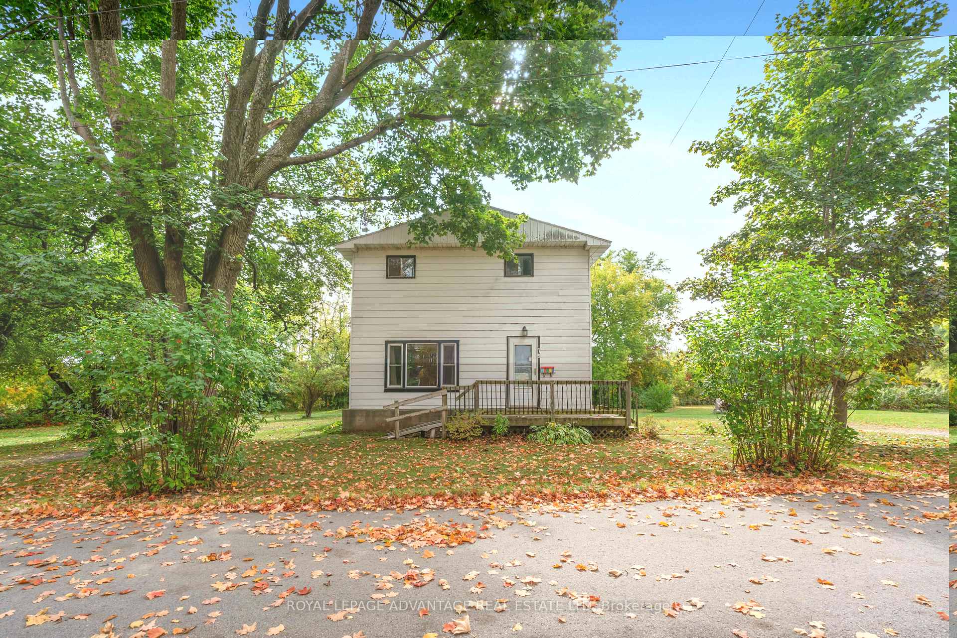 Photo 1 of 79 Broadview Avenue W, Smiths Falls — HOMEH