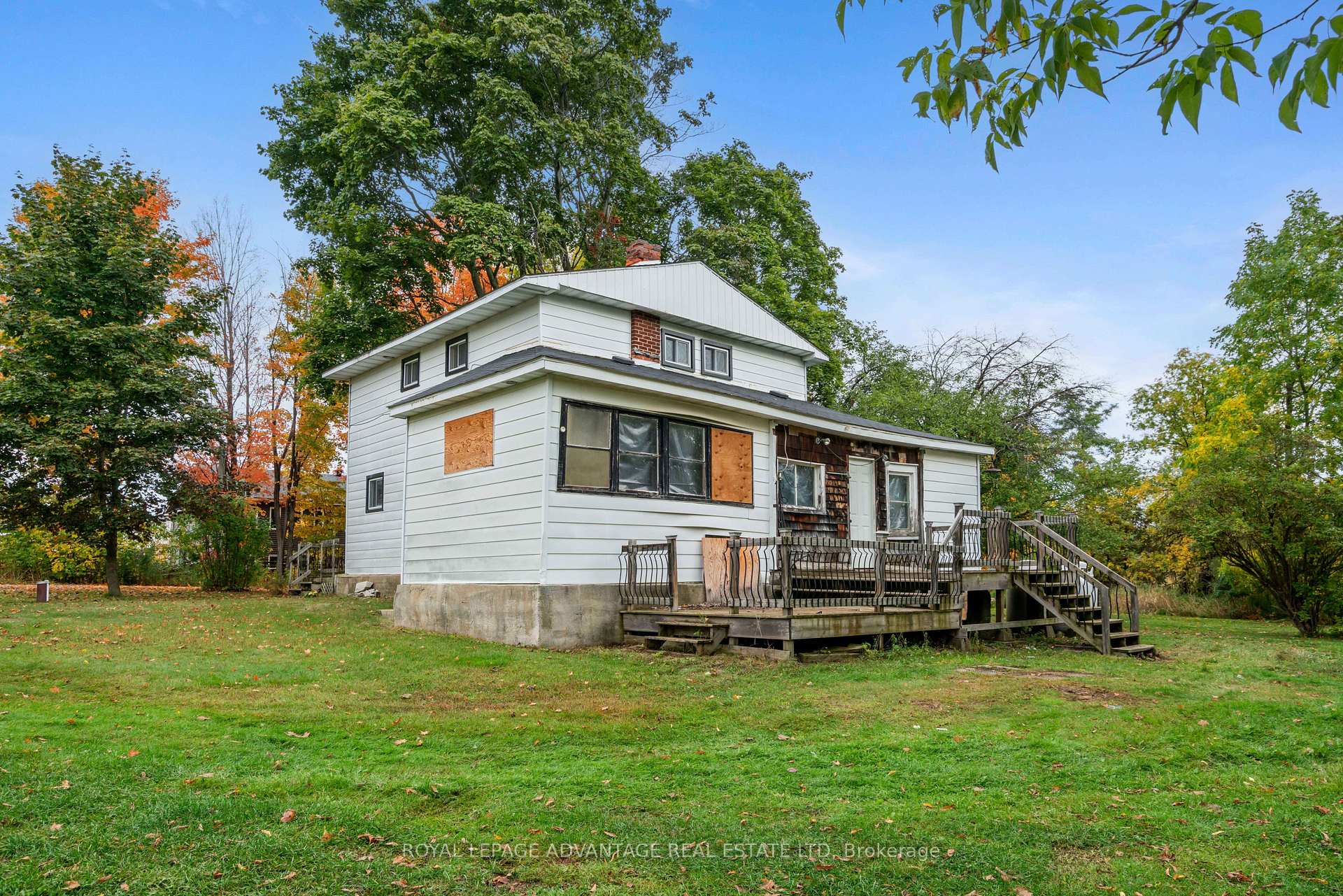 Photo 4 of 79 Broadview Avenue W, Smiths Falls — HOMEH