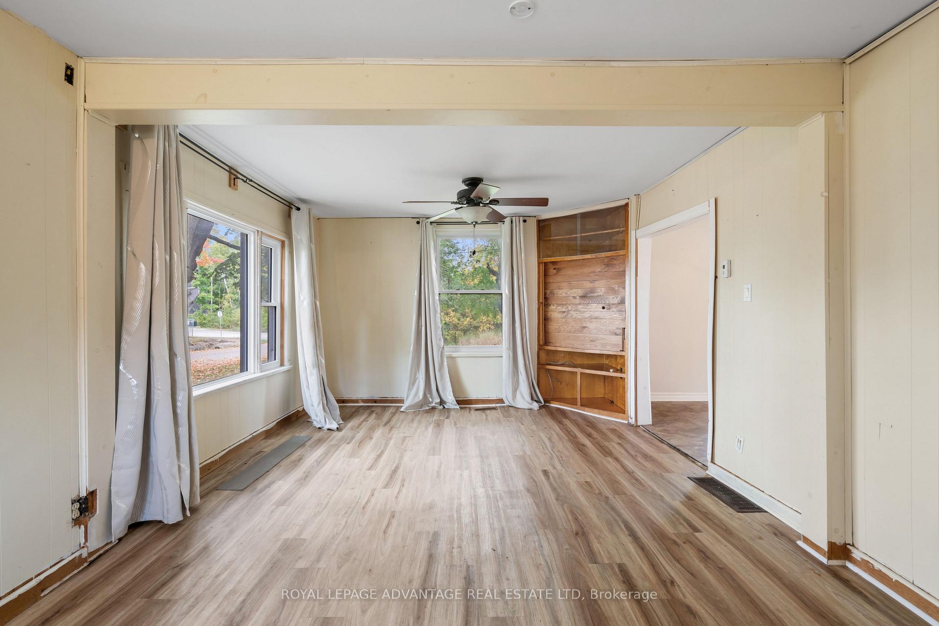 Photo 10 of 79 Broadview Avenue W, Smiths Falls — HOMEH