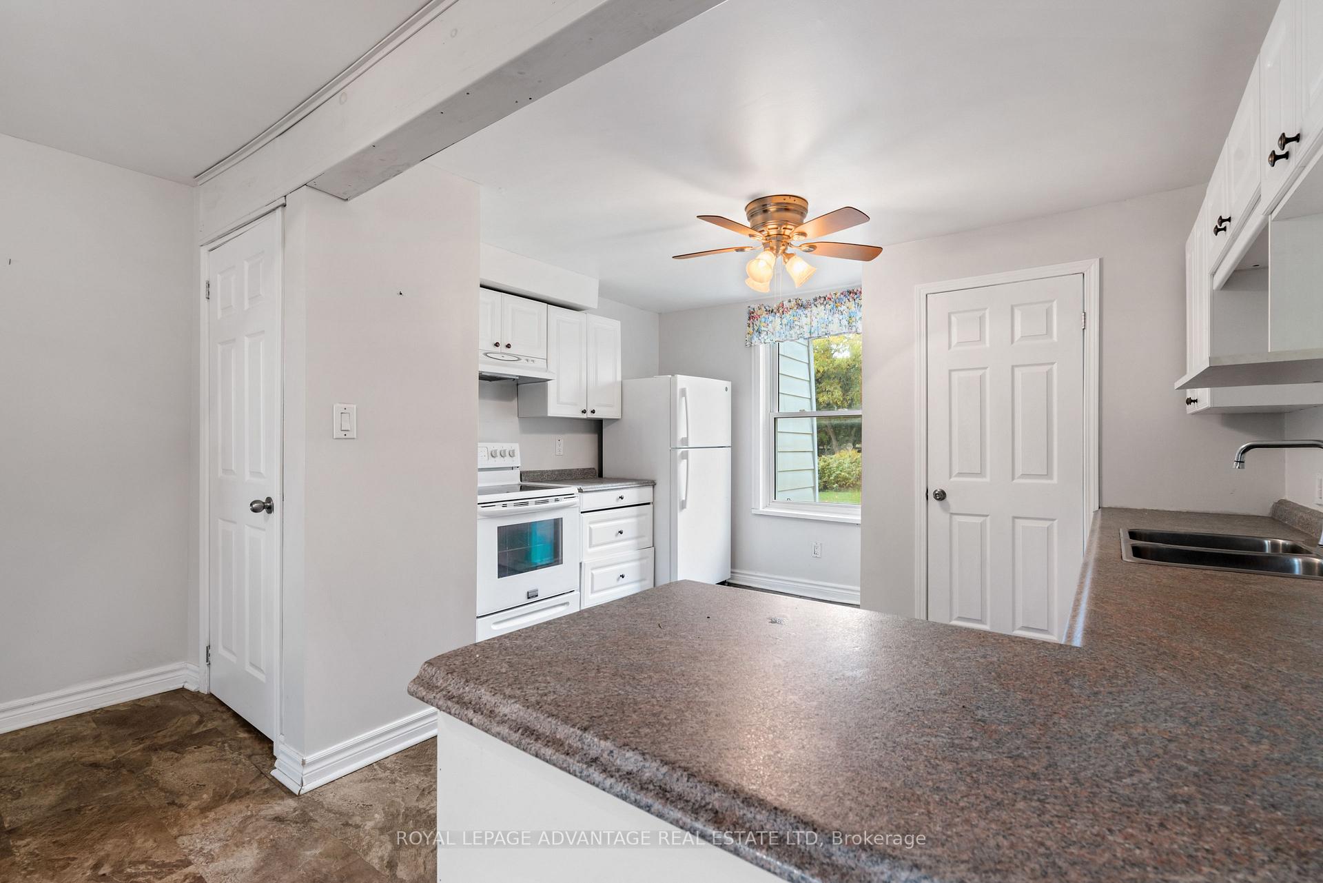 Photo 14 of 79 Broadview Avenue W, Smiths Falls — HOMEH