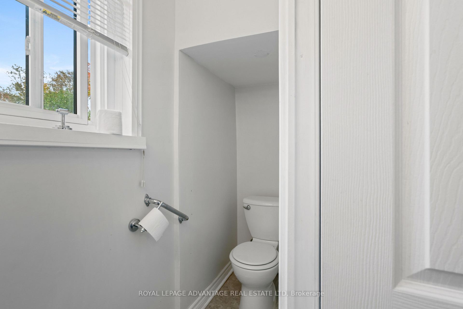 Photo 20 of 79 Broadview Avenue W, Smiths Falls — HOMEH
