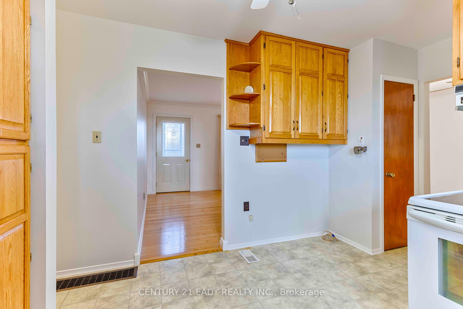 Photo 24 of 508 Aberdeen Street, Renfrew — HOMEH