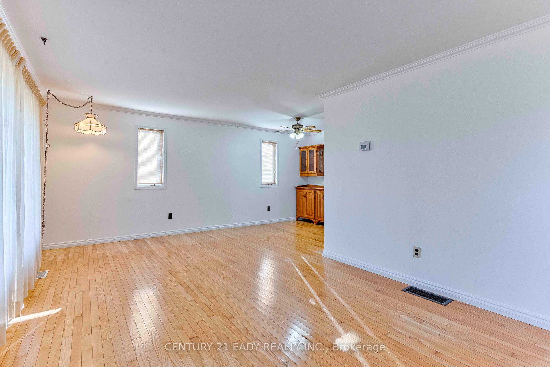 Photo 26 of 508 Aberdeen Street, Renfrew — HOMEH