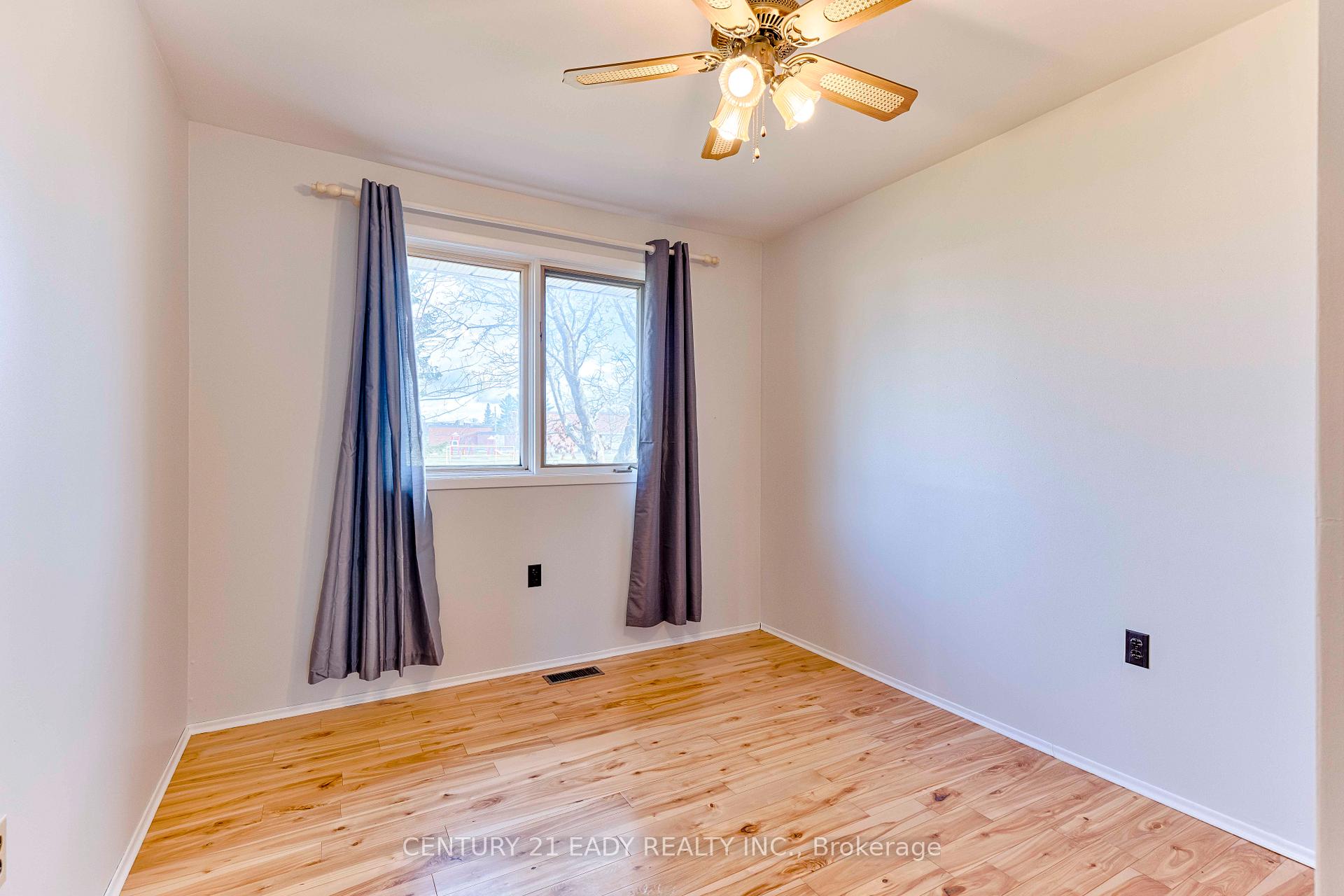 Photo 27 of 508 Aberdeen Street, Renfrew — HOMEH