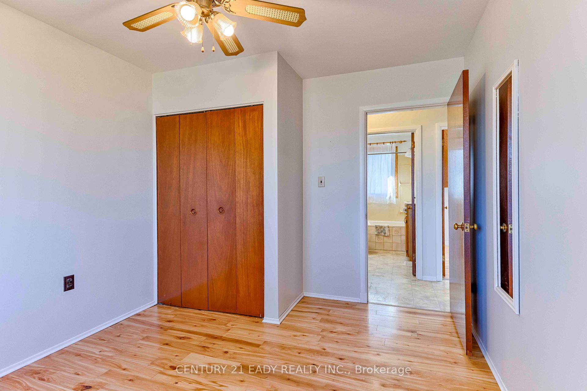 Photo 33 of 508 Aberdeen Street, Renfrew — HOMEH