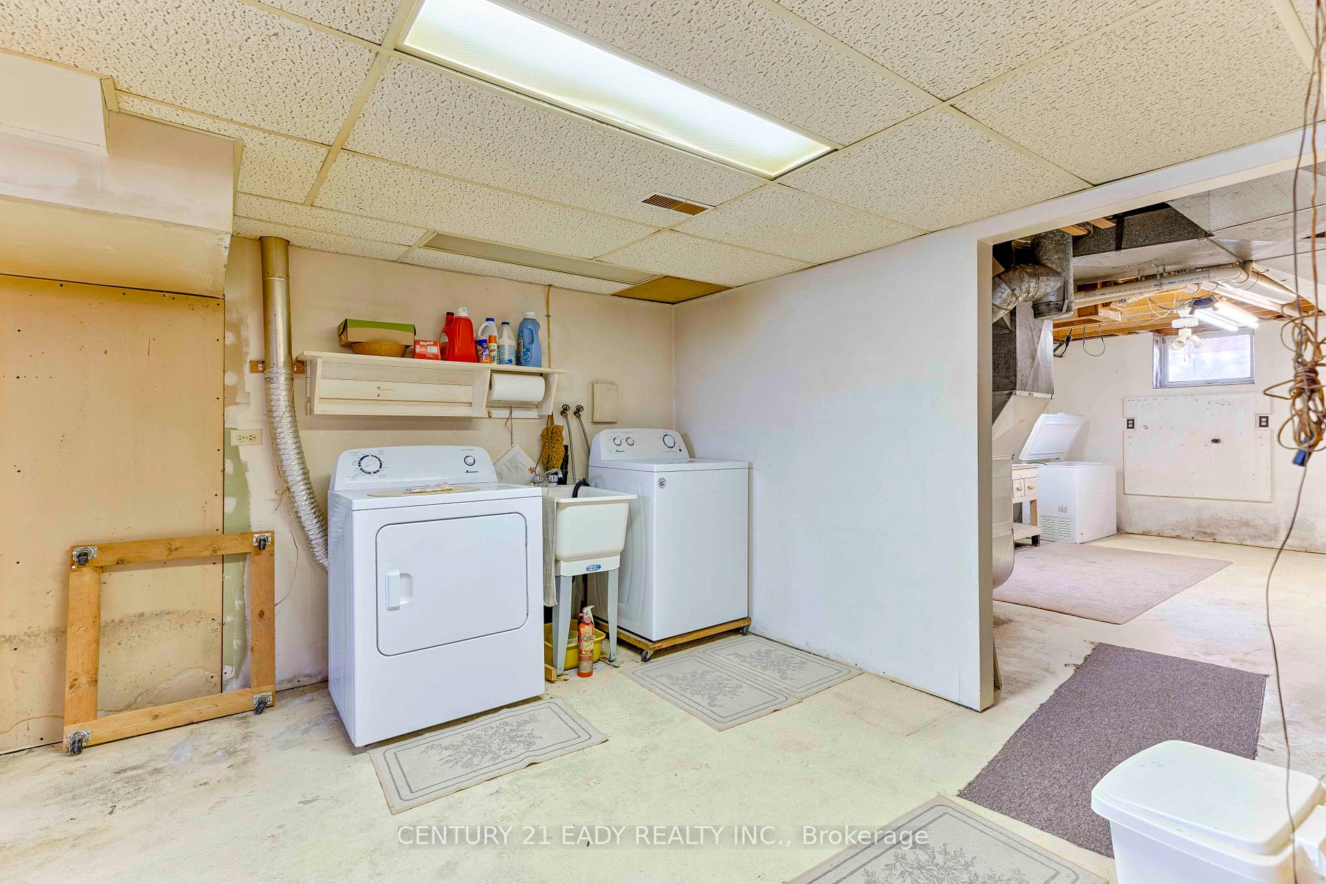 Photo 35 of 508 Aberdeen Street, Renfrew — HOMEH