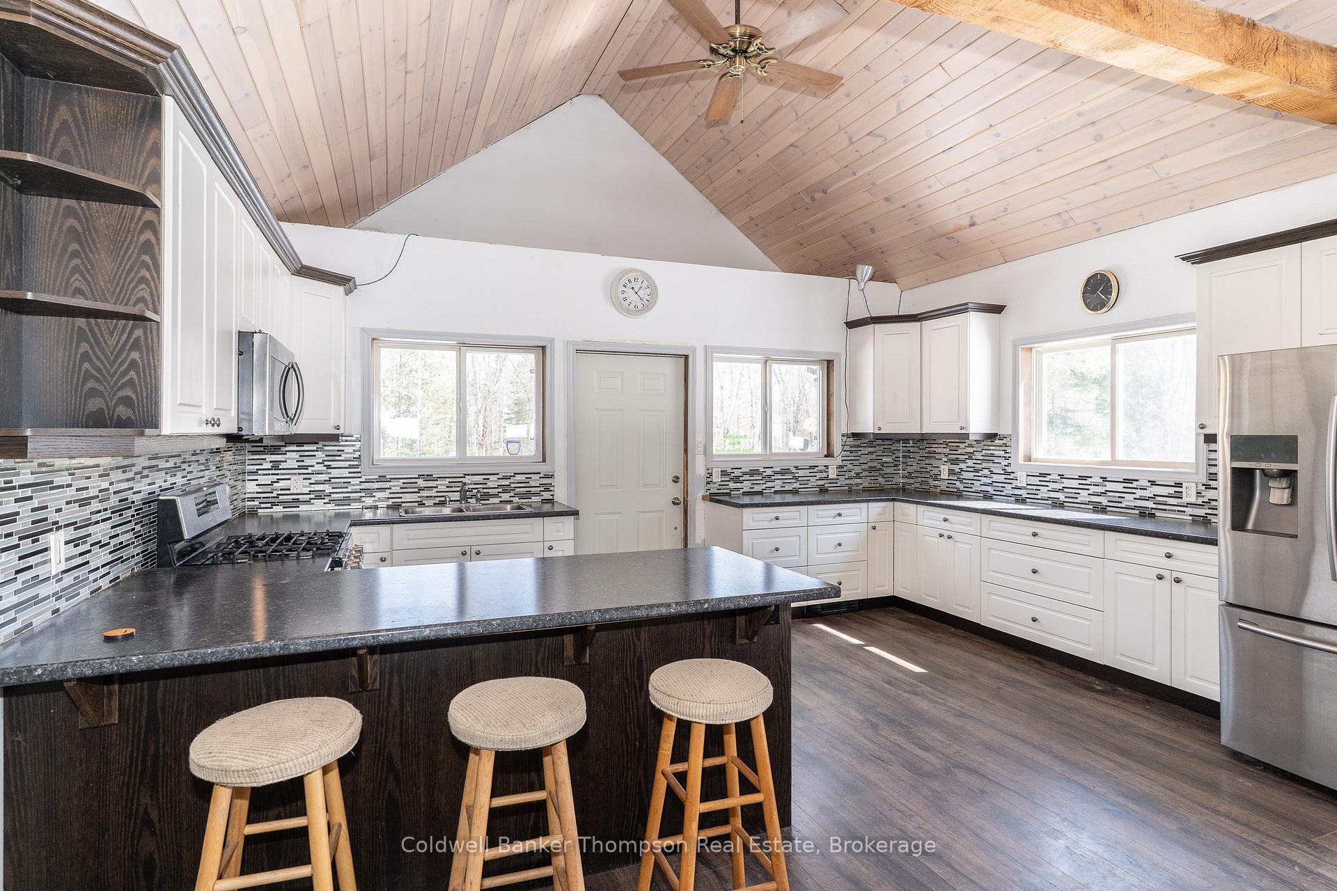 Photo 2 of 320 Bartlett Lake Road, Ryerson — HOMEH