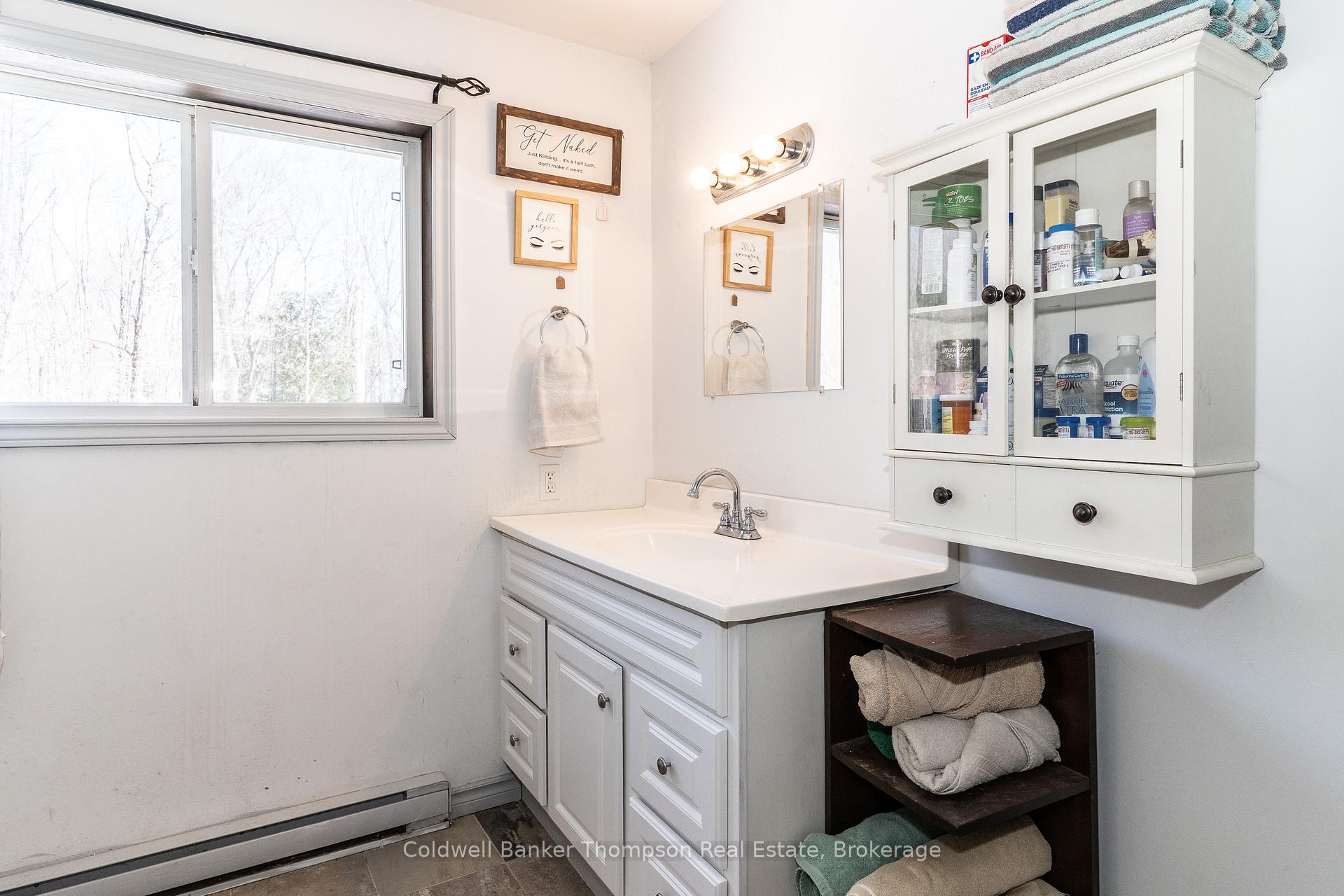 Photo 10 of 320 Bartlett Lake Road, Ryerson — HOMEH