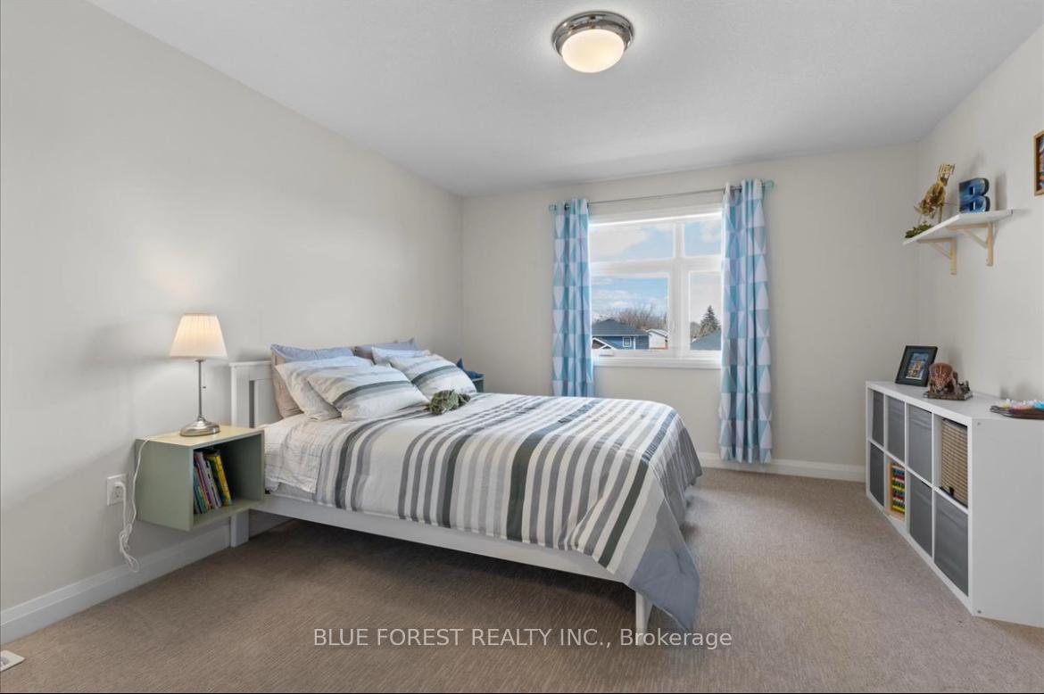 Photo 9 of 98 Rowe Avenue, South Huron, Exeter — HOMEH