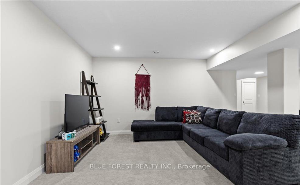 Photo 13 of 98 Rowe Avenue, South Huron, Exeter — HOMEH